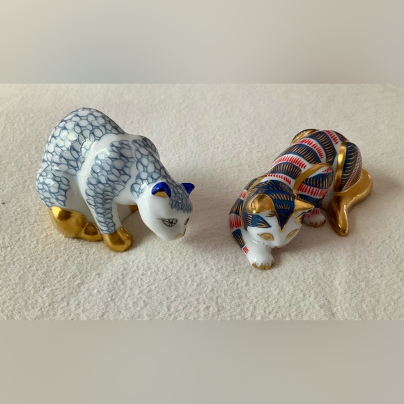 Franklin Mint Collectible Curio Cabinet Cat Collection circa 1988 - Set of 2 - Picture 13 of 14